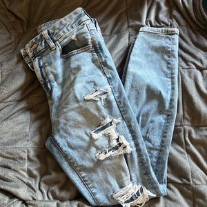American eagle ripped  curvy jeggings size 6 short next level stretch